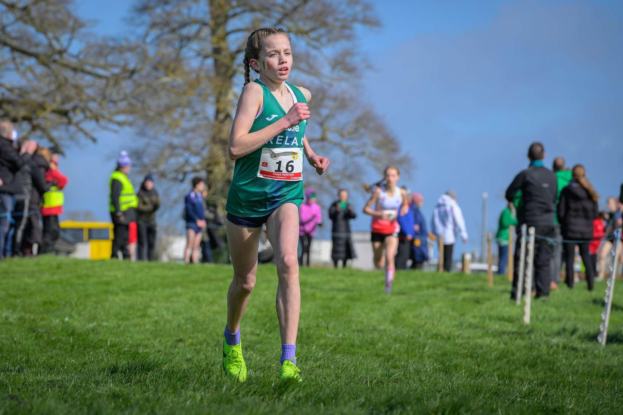 Freya Renton storms to gold in Abbotstown sunshine at SIABs
