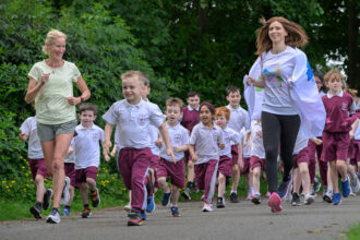 Everybody’s doing ‘The Daily Mile